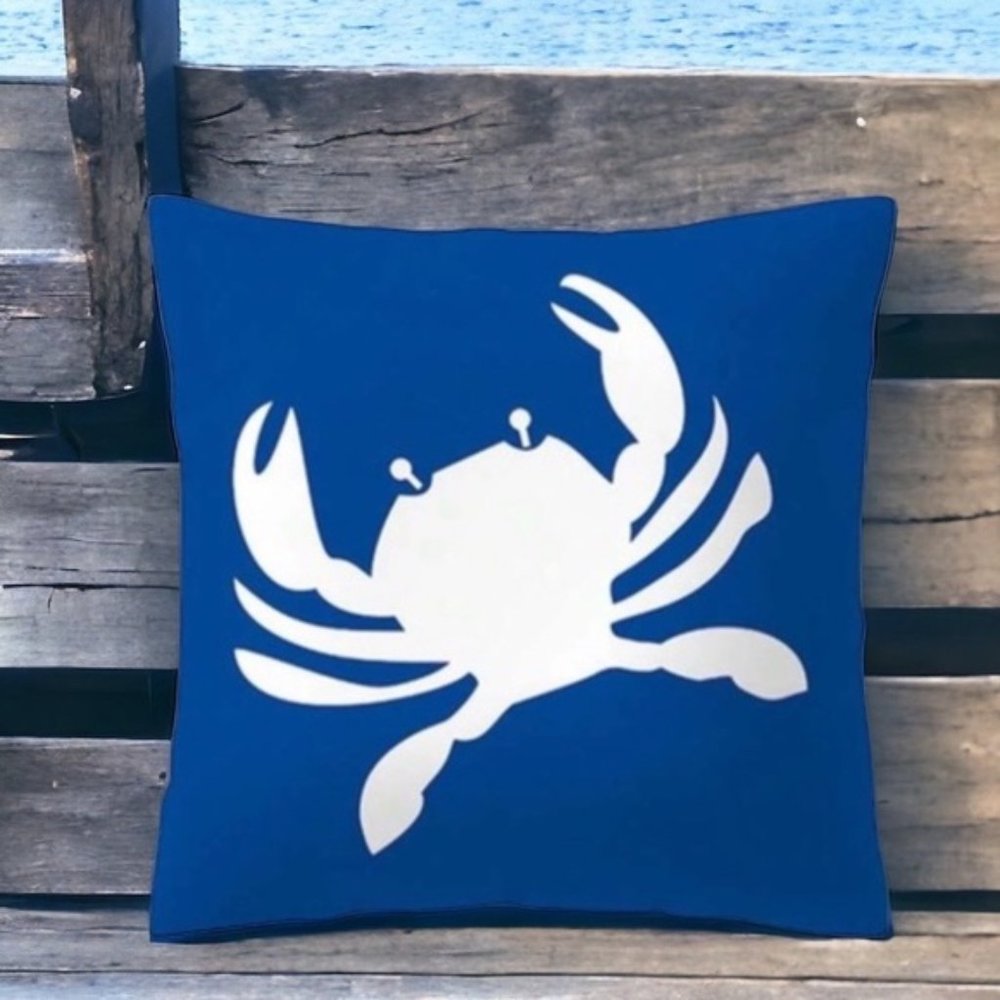 Coastal Nautical Crab Pillow Cover Graphic  17.7 in Square Classic Blue White - Picture 2 of 12